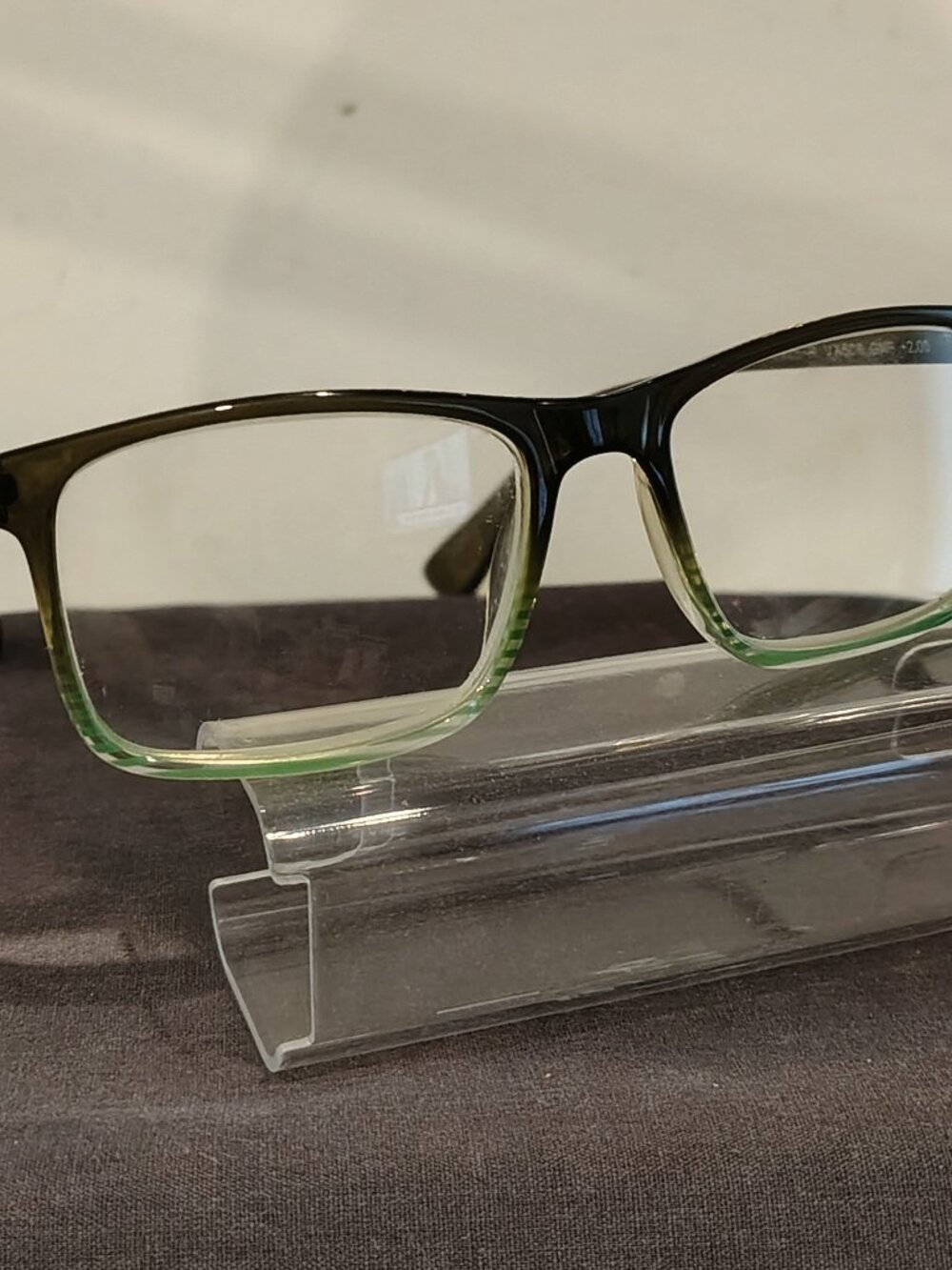 Vince Camuto Reading Glasses VCX0925-R VX508 GNF +2.00 Green Gradient Eyeglasses